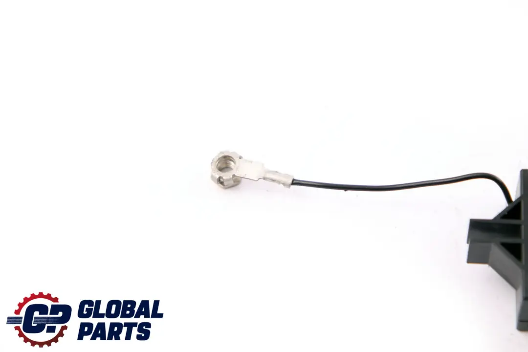 BMW E46 Rear Antenna Aerial Amplifier AM/FM - SKU 6912824 - Part number 6912824