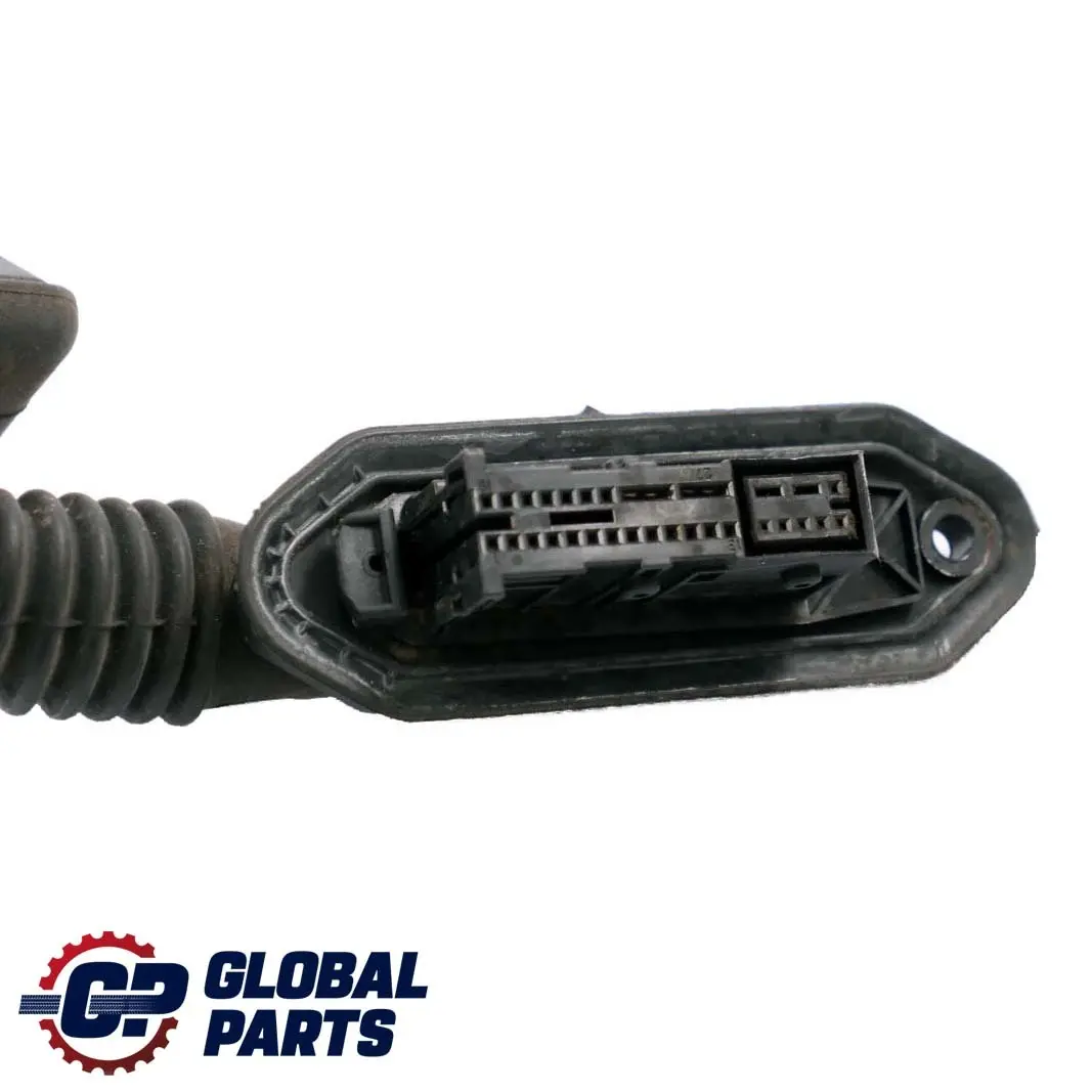 Wiązka drzwi lewa prawa tył do BMW E46 Sedan o numerze 6913084 BMW E46 Sedan Wiązka drzwi lewa prawa tył - SKU 6913085 - Numer Części 6913084