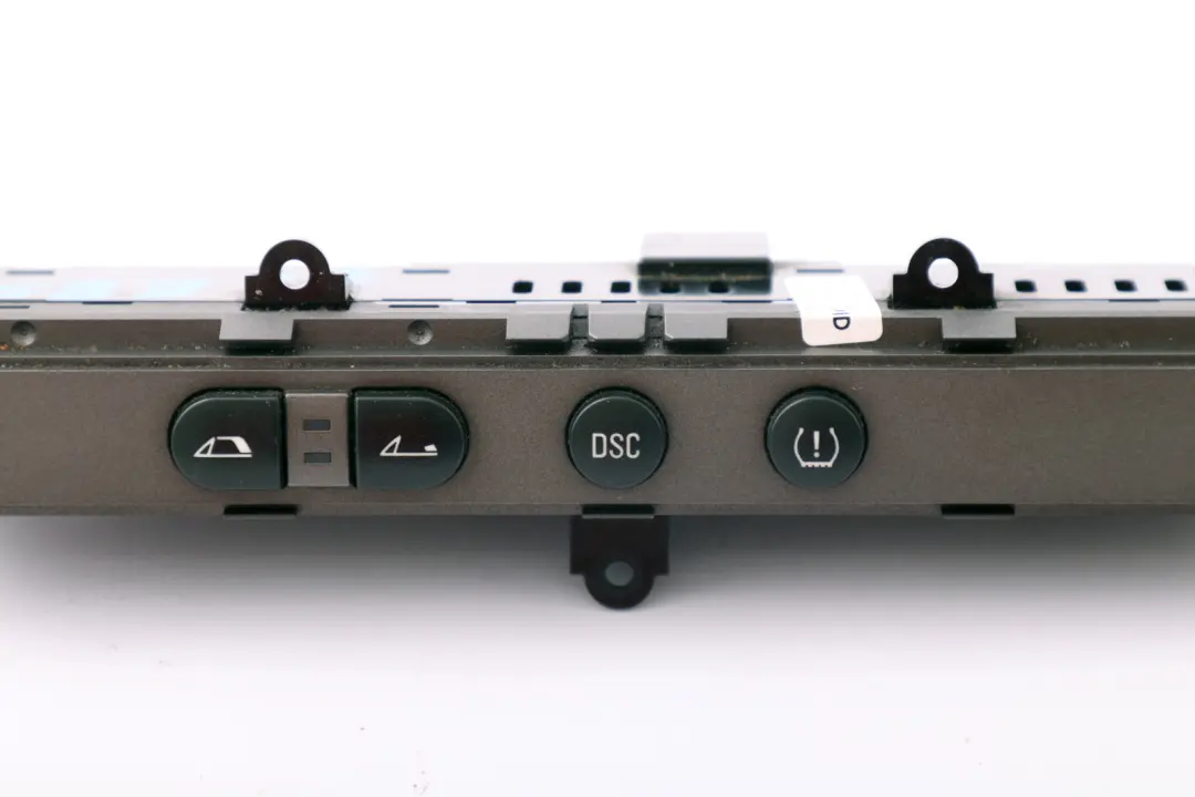Interruptor Consola Central Techo Abatible DSC para BMW Z4 E85 con número de pieza 6913119 BMW Z4 E85 Interruptor Consola Central Techo Abatible DSC - SKU 6913119 - Número de pieza 6913119