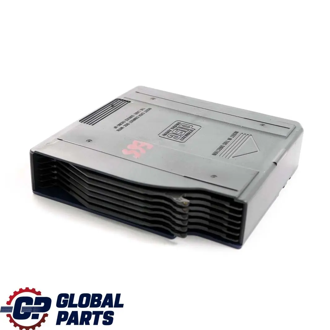 Caricatore CD Portaoggetti Box Inserto per BMW Serie 7 E65 E66 con numero di parte 6913391 BMW Serie 7 E65 E66 Caricatore CD Portaoggetti Box Inserto - SKU 6913391 - Numero di parte 6913391