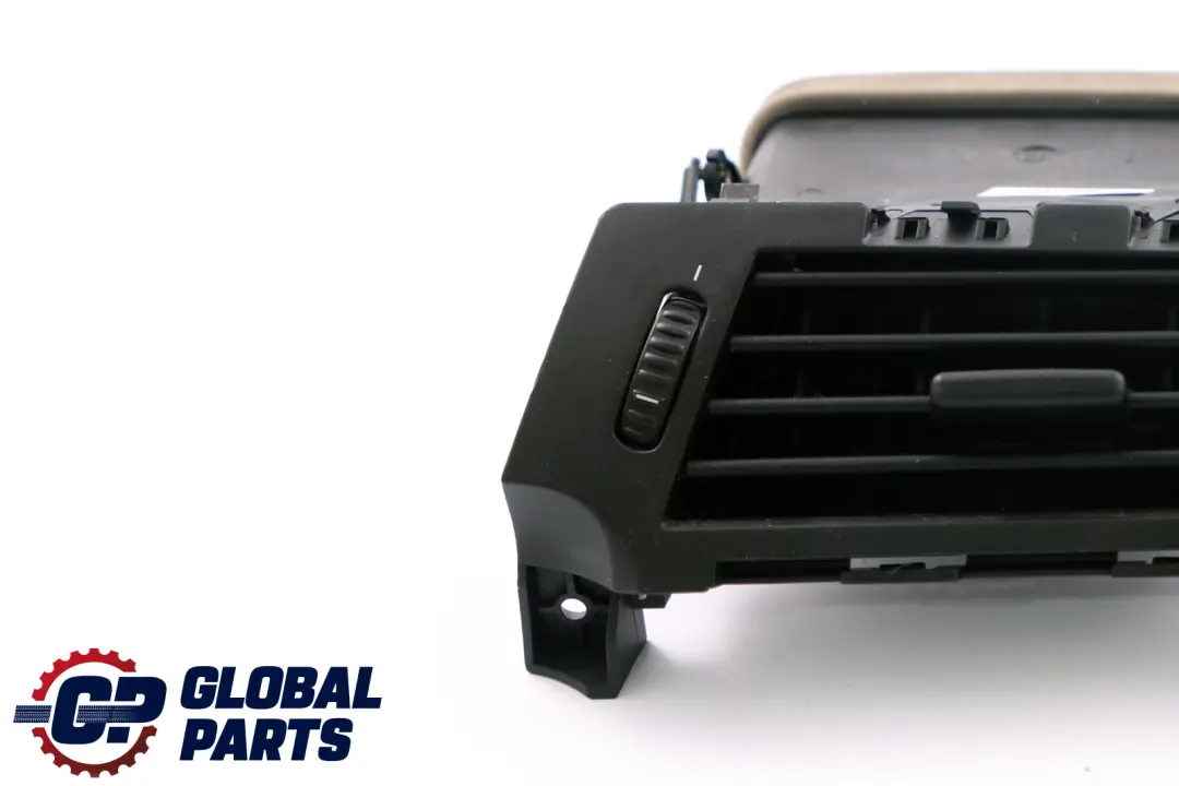 Salpicadero Rejilla de Aire Fresco Ventilación Derecha para BMW E60 E61 con número de pieza 64226913708 BMW E60 E61 Salpicadero Rejilla de Aire Fresco Ventilación Derecha - SKU 6913708 - Número de pieza 64226913708