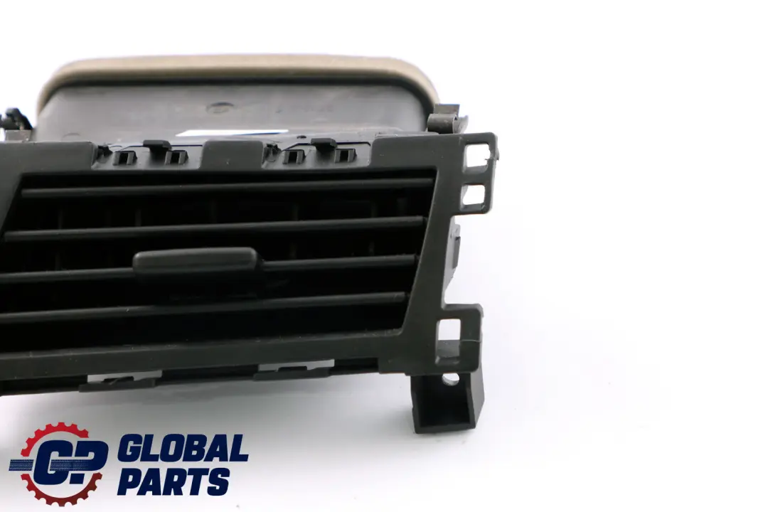 Dashboard Fresh Air Grille Right Vent to BMW 5 Series E60 E61 with Part number 64226913708 BMW 5 Series E60 E61 Dashboard Fresh Air Grille Right Vent - SKU 6913708 - Part number 64226913708