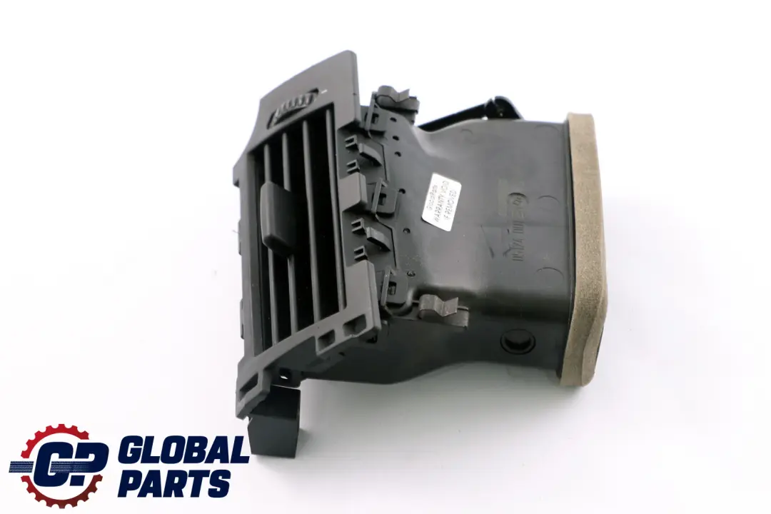 Cruscotto Griglia Aria Fresca Destra Sfiato per BMW E60 E61 con numero di parte 64226913708 BMW E60 E61 Cruscotto Griglia Aria Fresca Destra Sfiato - SKU 6913708 - Numero di parte 64226913708