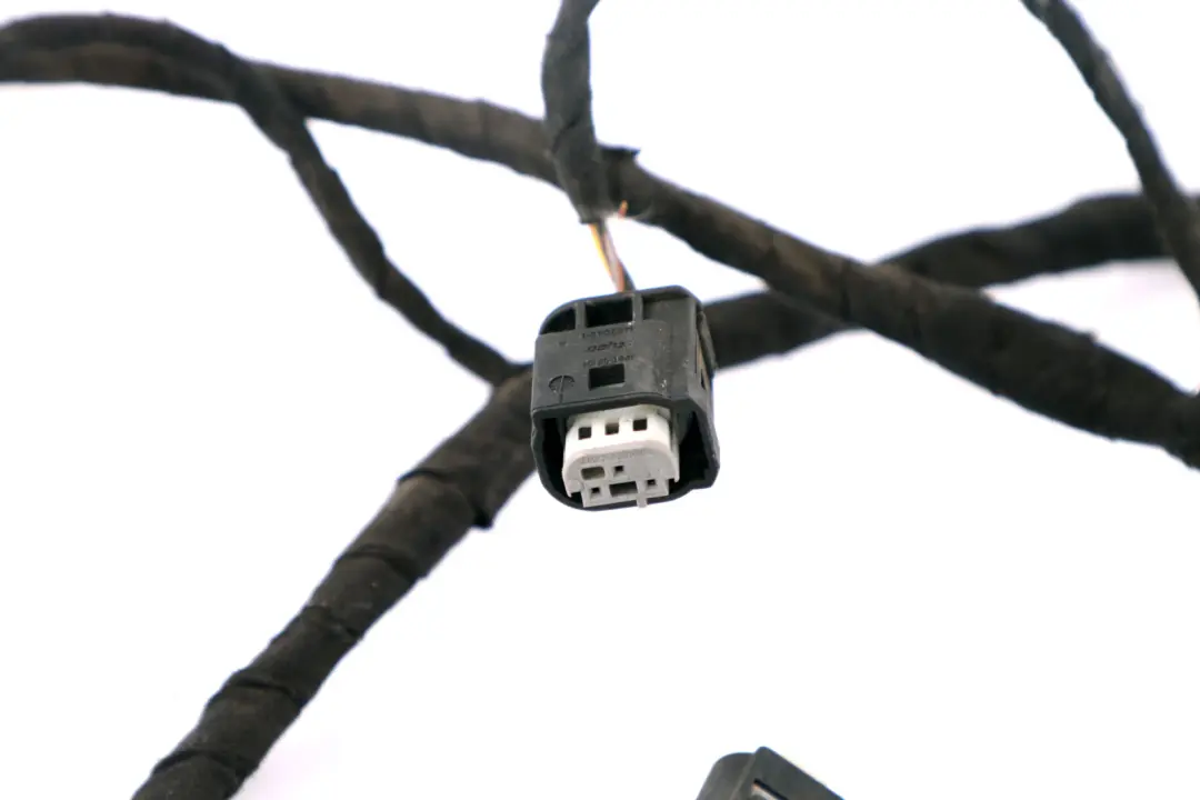 Front Bumper PDC Loom Cables Wiring Set to BMW 7 Series E65 E66 with Part number 6913826 BMW 7 Series E65 E66 Front Bumper PDC Loom Cables Wiring Set - SKU 6913824 - Part number 6913826