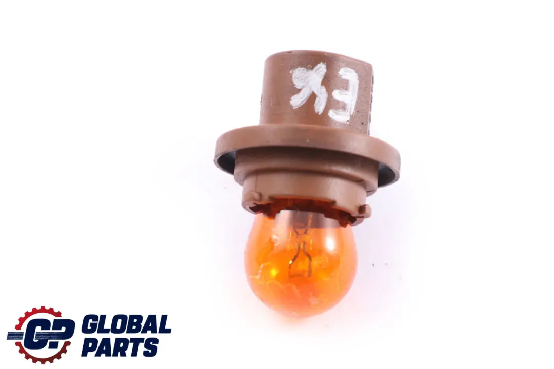 Portalamparas Intermitente Derecha 6313 para BMW E46 con número de pieza 6914168 BMW E46 Portalamparas Intermitente Derecha 6313 - SKU 6914168 - Número de pieza 6914168