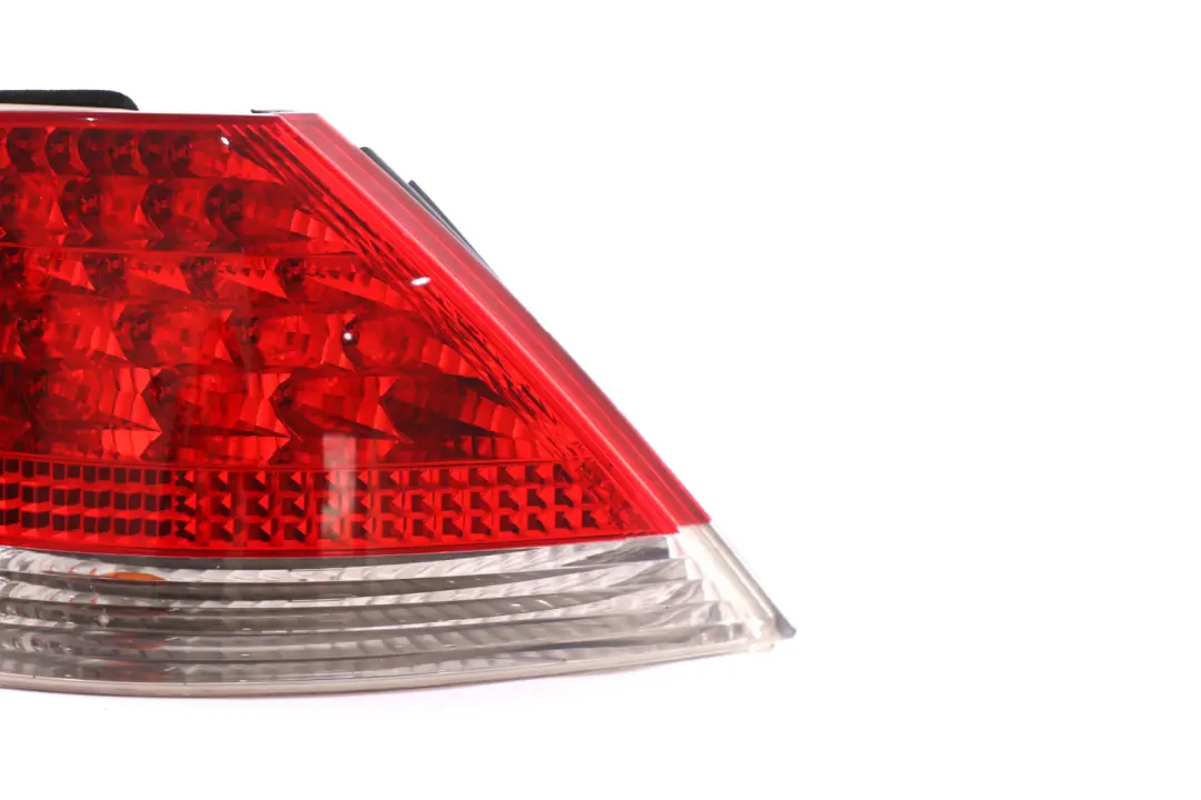 BMW 7 er E65 E66 E67 Heckleuchte Seitenwand Links Weiss - SKU 6914285 - Teilenummer 6914285