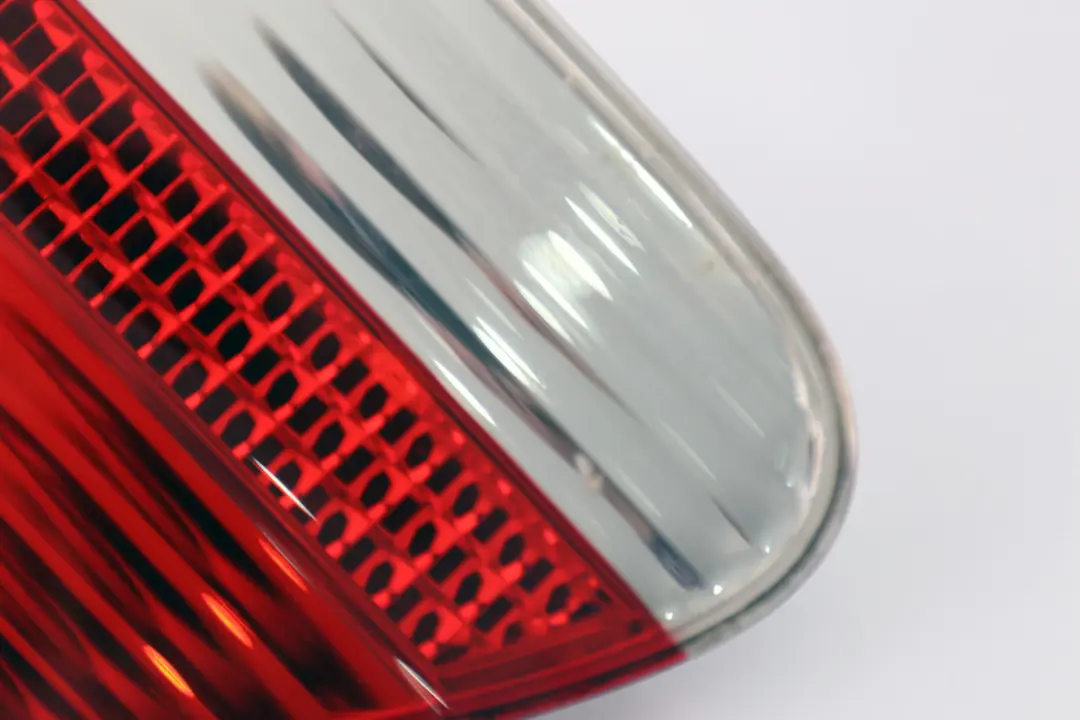 BMW E65 E66 E67 Luce posteriore nel pannello laterale Lampada Bianco N/S - SKU 6914285 - Numero di parte 6914285