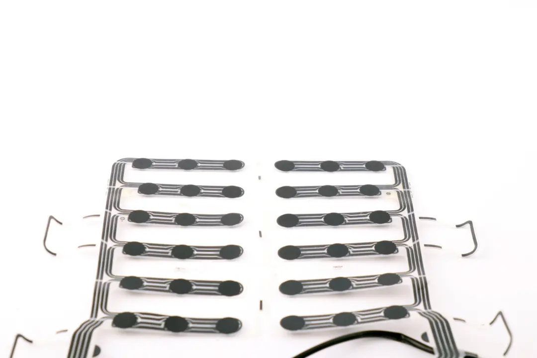 Sensore Di Occupazione Dei Sedili Anteriori Mat per BMW E65 E66 con numero di parte 6914666 BMW E65 E66 Sensore Di Occupazione Dei Sedili Anteriori Mat - SKU 6914666 - Numero di parte 6914666