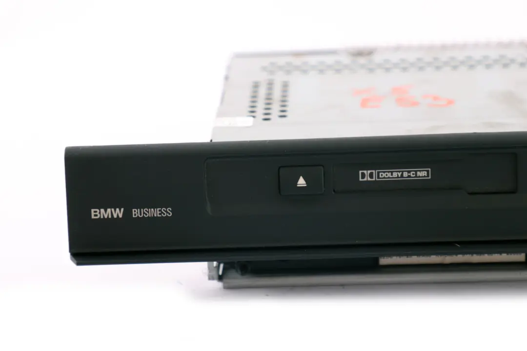 Radio BMW Business Cassette to BMW X5 Series E53 with Part number 6914867 BMW X5 Series E53 Radio BMW Business Cassette - SKU 6914867 - Part number 6914867