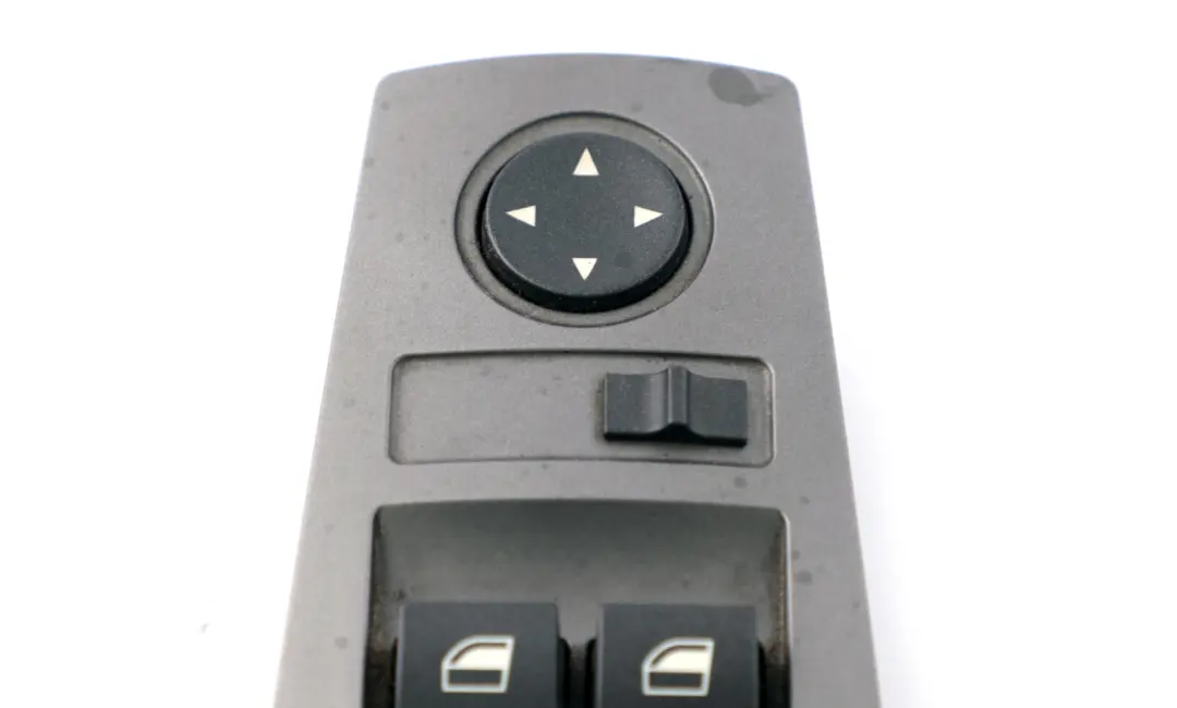 Interruptor Del Elevalunas De La Puerta Del Conductor para BMW E65 E66 con número de pieza 6915008 BMW E65 E66 Interruptor Del Elevalunas De La Puerta Del Conductor - SKU 6915008 - Número de pieza 6915008