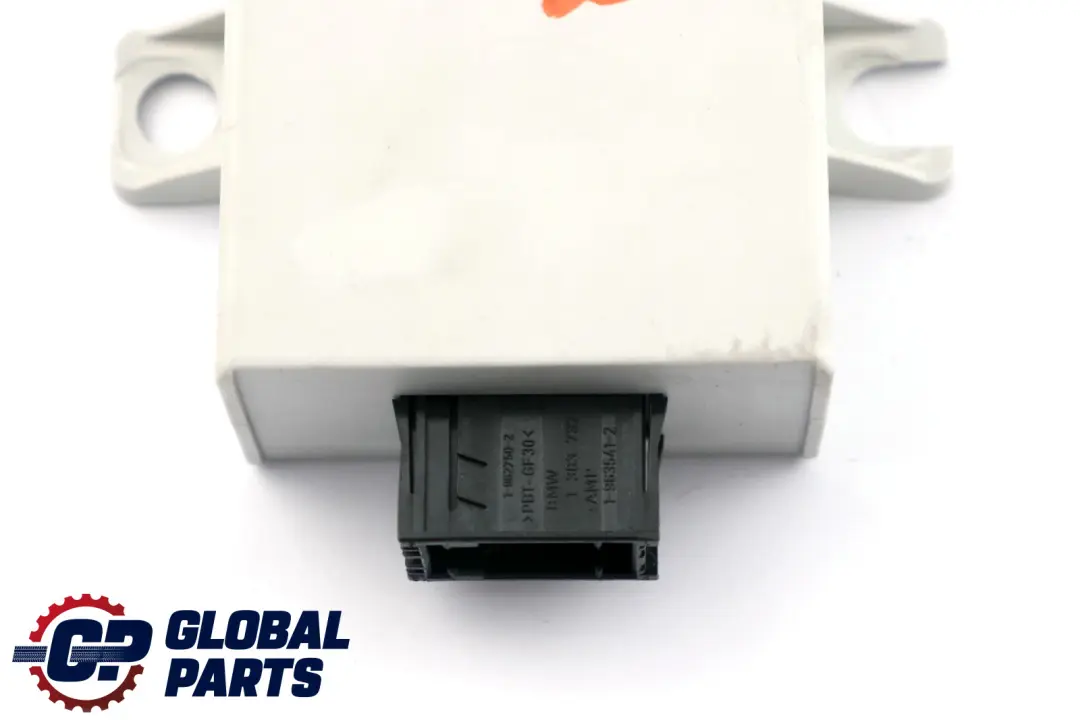 Potencia plegable Espejo Modulo De Control ECU para Mini Cooper One R55 R56 R57 con número de pieza 9177975 Mini Cooper One R55 R56 R57 Potencia plegable Espejo Modulo De Control ECU - SKU 6915061 - Número de pieza 9177975