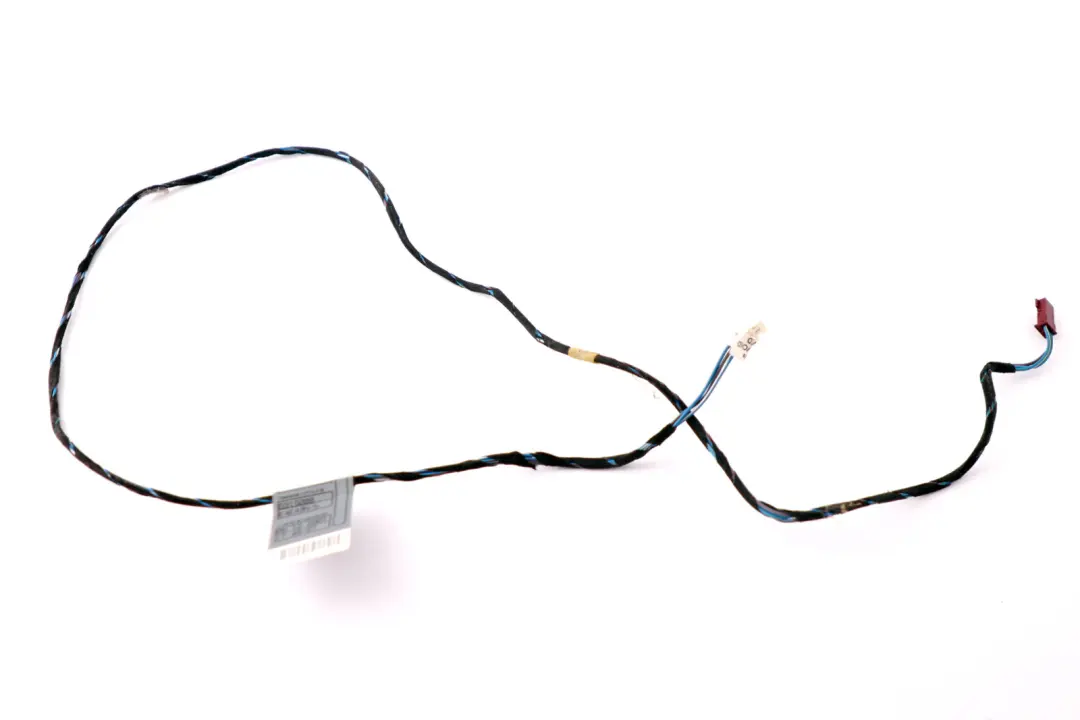 Adapter Lead Rear Seat Wiring to BMW 7 Series E65 E66 with Part number 6915089 BMW 7 Series E65 E66 Adapter Lead Rear Seat Wiring - SKU 6915089 - Part number 6915089