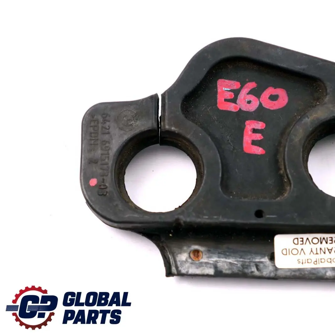 Sello Pasacables Calentador Aire Acondicionado Bomba De Agua para BMW E60 E61 con número de pieza 6915173 BMW E60 E61 Sello Pasacables Calentador Aire Acondicionado Bomba De Agua - SKU 6915173 - Número de pieza 6915173