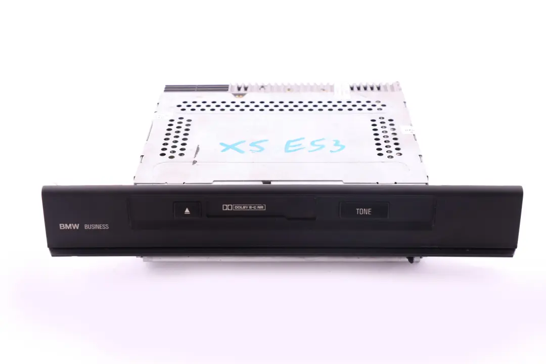 Radio BMW Business Lettore di cassette 6512 per BMW X5 E53 con numero di parte 6915689 BMW X5 E53 Radio BMW Business Lettore di cassette 6512 - SKU 6915689 - Numero di parte 6915689