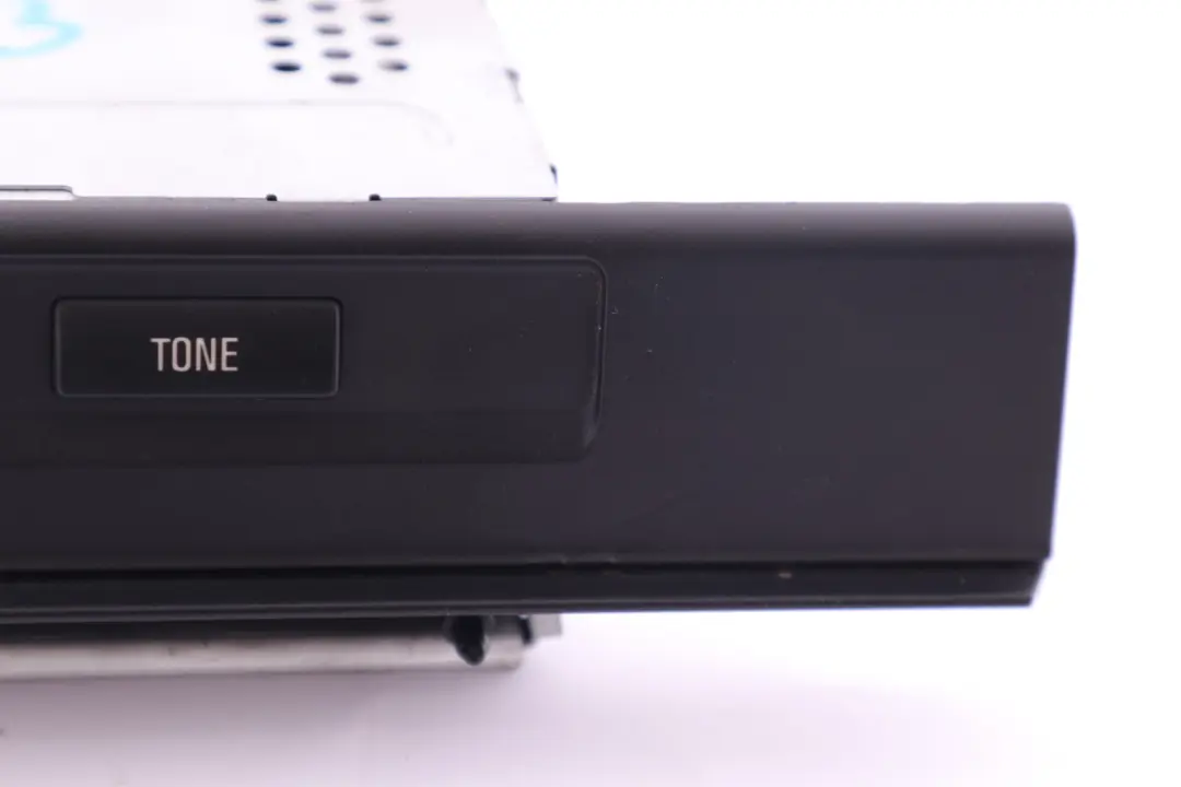 Radio BMW Business Cassette Player 6512 pour BMW X5 E53 à propos du numéro de pièce 6915689 BMW X5 E53 Radio BMW Business Cassette Player 6512 - SKU 6915689 - Numéro de pièce 6915689