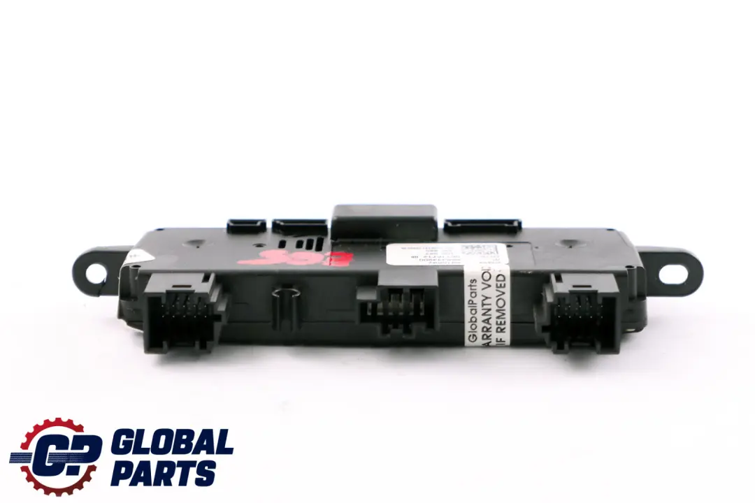 Moduł Sterownik Kierownicy Multifunkcji do BMW E65 E66 E67 o numerze 6916692 BMW E65 E66 E67 Moduł Sterownik Kierownicy Multifunkcji - SKU 6916692 - Numer Części 6916692