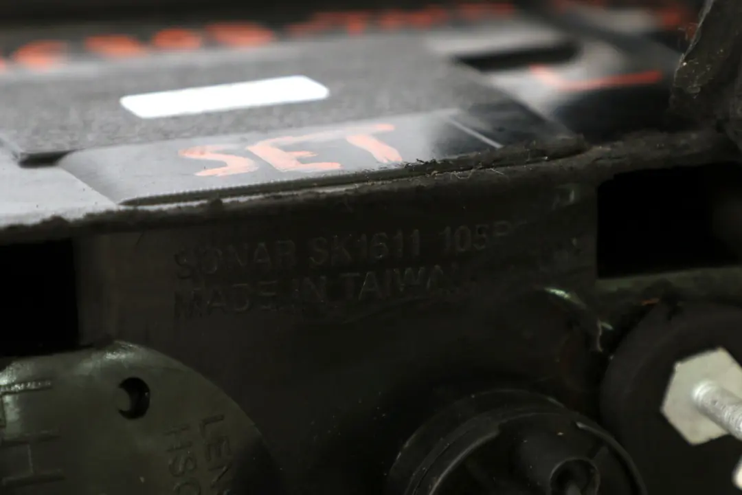 *BMW X5 er E53 Heckleuchte Seitenwand Rechts/ Links Weiss Set TAIWAN für mit Teilenummer 6916908 *BMW X5 er E53 Heckleuchte Seitenwand Rechts/ Links Weiss Set TAIWAN - SKU 6916908-TAIWAN - Teilenummer 6916908