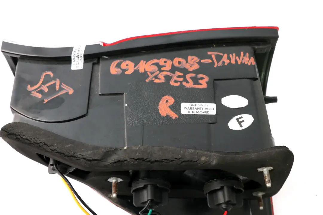 *BMW X5 er E53 Heckleuchte Seitenwand Rechts/ Links Weiss Set TAIWAN für mit Teilenummer 6916908 *BMW X5 er E53 Heckleuchte Seitenwand Rechts/ Links Weiss Set TAIWAN - SKU 6916908-TAIWAN - Teilenummer 6916908