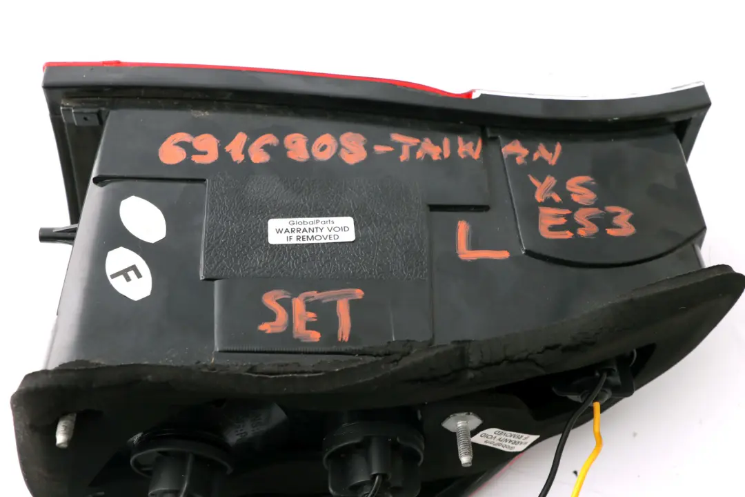 Set Lamps Light In The Side Panel Rear O/N/S Left Right TAIWAN to BMW X5 Series E53 with Part number 6916908 BMW X5 Series E53 Set Lamps Light In The Side Panel Rear O/N/S Left Right TAIWAN - SKU 6916908-TAIWAN - Part number 6916908