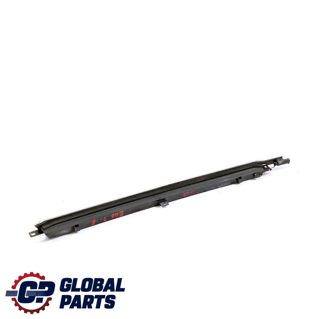 Dritte Bremsleuchte Weiss Hinten für BMW 3 er E46 Touring mit Teilenummer 6917540 BMW 3 er E46 Touring Dritte Bremsleuchte Weiss Hinten - SKU 6917540 - Teilenummer 6917540