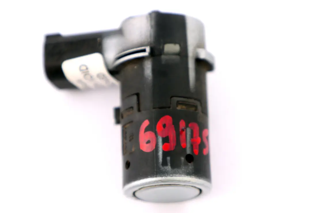 Czujnik Parkowania Tylny Pure Silver do Mini R50 R53 o numerze 6917548 Mini R50 R53 Czujnik Parkowania Tylny Pure Silver - SKU 6917548-1 - Numer Części 6917548