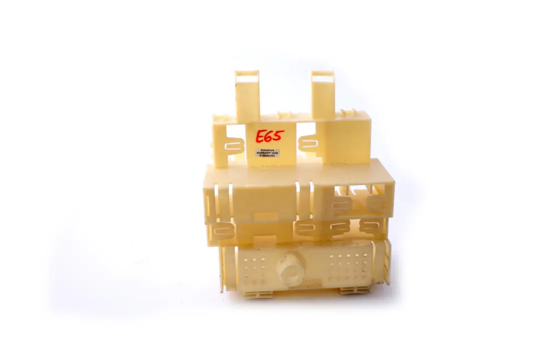 Bracket For Module Unit ECU to BMW 7 Series E65 E66 with Part number 6917642 BMW 7 Series E65 E66 Bracket For Module Unit ECU - SKU rhd-6917642 - Part number 6917642