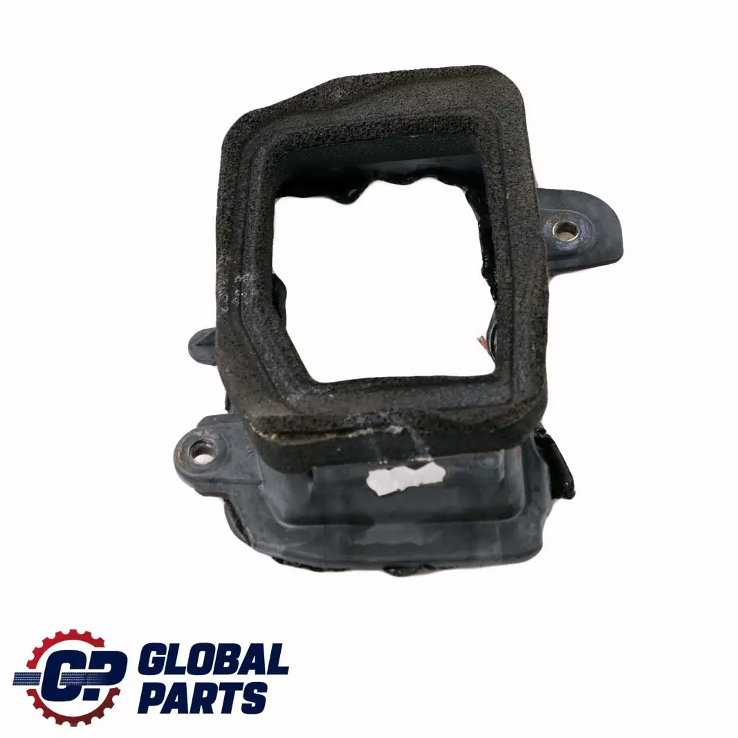 BMW 5 6 E60 E61 E63 Sealing Frame Left N/S Front Air Duct Seal Flange - SKU 6917825 - Part number 6917825