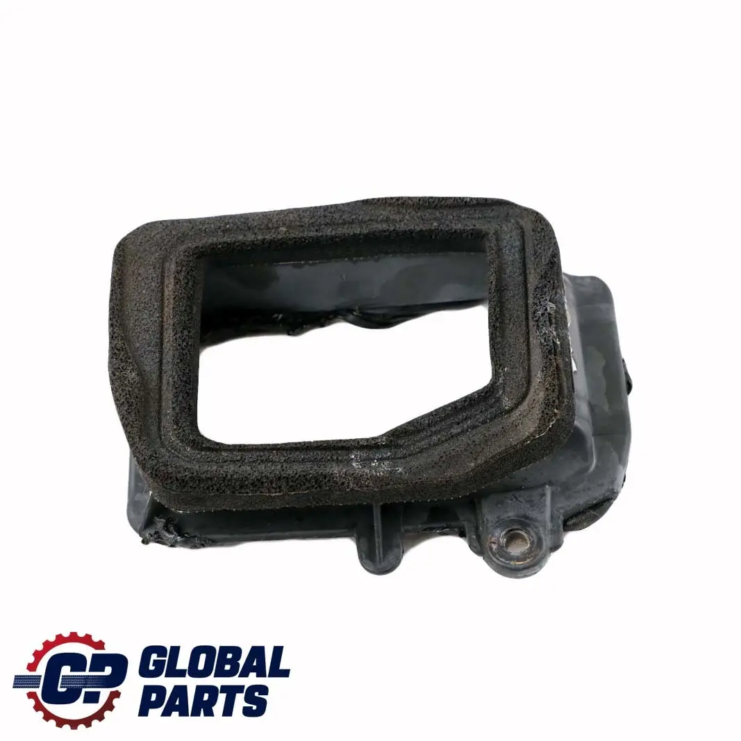 BMW 5 6 E60 E61 E63 Sealing Frame Left N/S Front Air Duct Seal Flange - SKU 6917825 - Part number 6917825