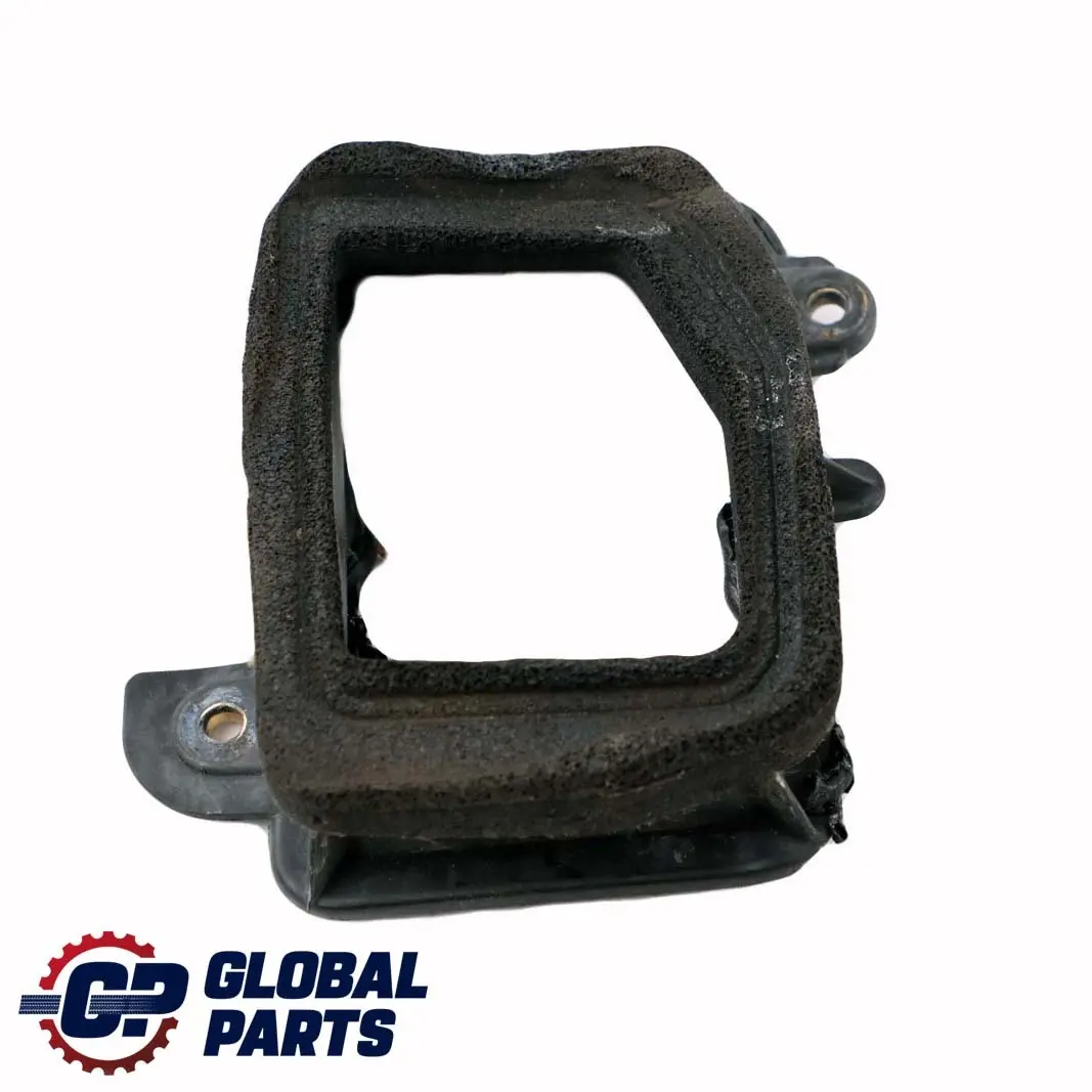 BMW 5 6 E60 E61 E63 Sealing Frame Left N/S Front Air Duct Seal Flange - SKU 6917825 - Part number 6917825