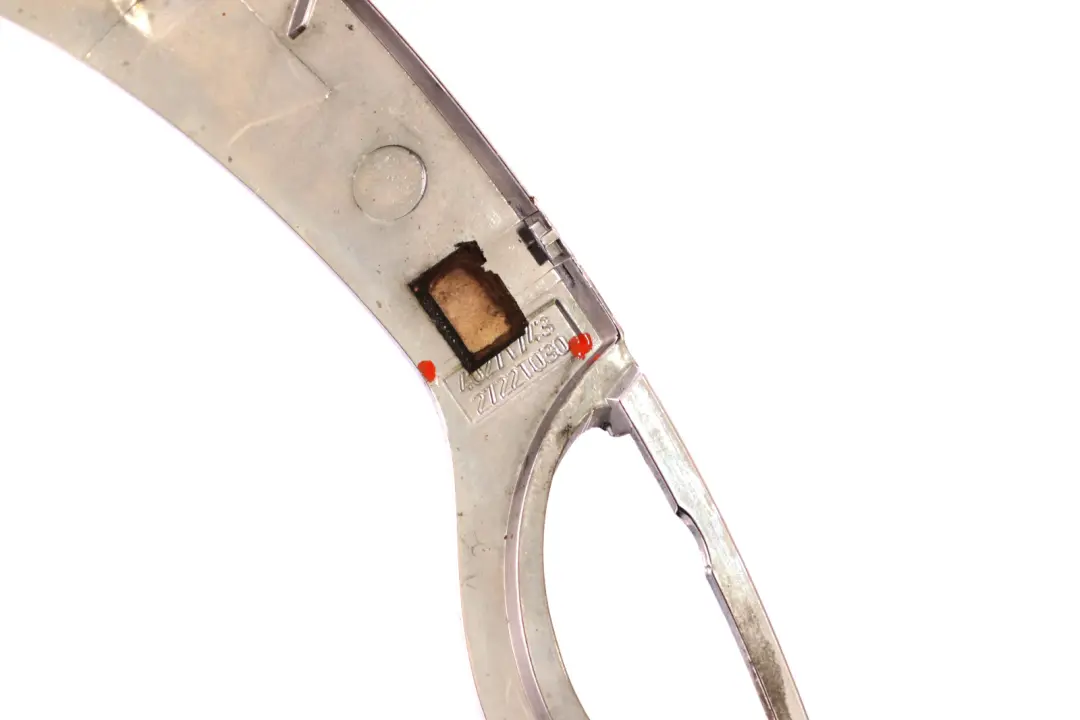 Anillo Cromado de L?mpara Izquierda 6312 para Mini One Cooper R50 R53 con número de pieza 6917837 Mini One Cooper R50 R53 Anillo Cromado de L?mpara Izquierda 6312 - SKU 6917837 - Número de pieza 6917837