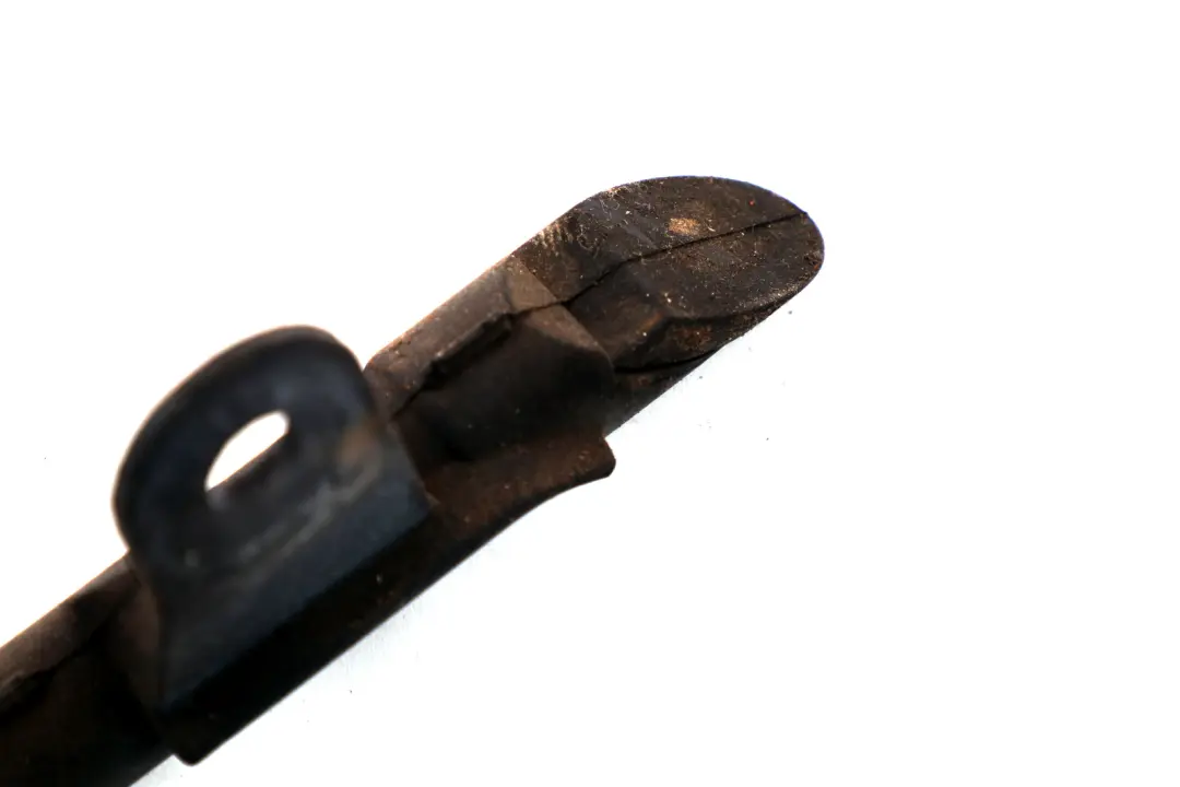 BMW E60 E61 Wąż Rura Przewód Wody Lewy - SKU 6917887 - Numer Części 6917887