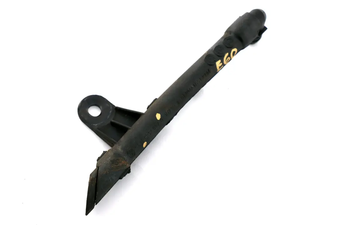 Wąż Rura Przewód Wody Lewy do BMW E60 E61 o numerze 6917887 BMW E60 E61 Wąż Rura Przewód Wody Lewy - SKU 6917887 - Numer Części 6917887