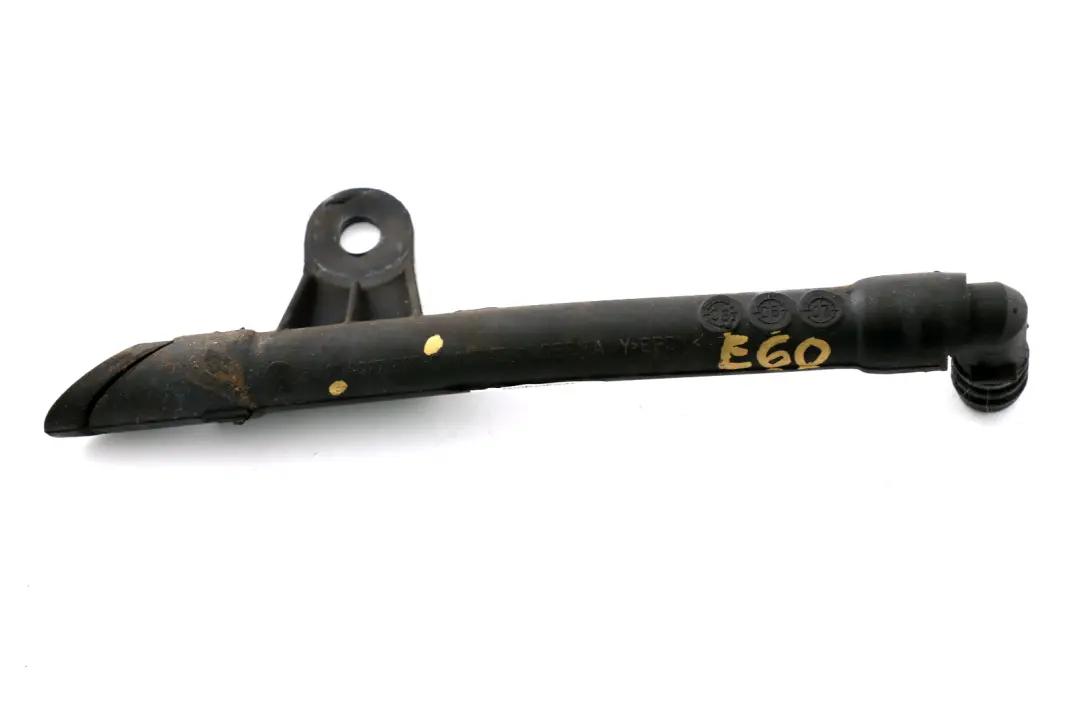Kondensator Wasserablassschlauch unten links für BMW E60 E61 E63 E64 mit Teilenummer 6917887 BMW E60 E61 E63 E64 Kondensator Wasserablassschlauch unten links - SKU 6917887 - Teilenummer 6917887