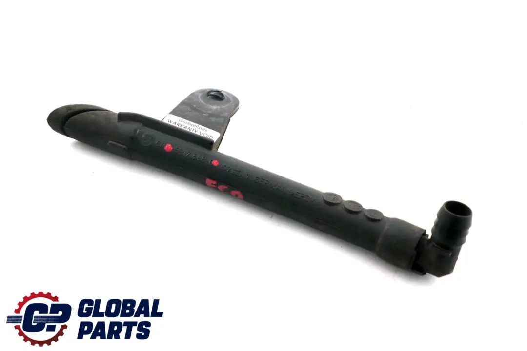 BMW E60 E61 E63 E64 Condensador Manguera de drenaje de agua inferior derecha - SKU 6917888 - Número de pieza 6917888