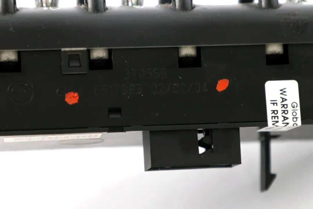 Centre de Commutation Console Centrale Appareil Commande pour Mini Cooper R50 R52 R53 à propos du numéro de pièce 6917983 Mini Cooper R50 R52 R53 Centre de Commutation Console Centrale Appareil Commande - SKU 6917983 - Numéro de pièce 6917983