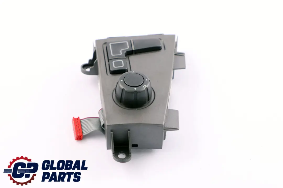 Front Right Electric Seat Adjustment Switch O/S to BMW 7 Series E65 E66 with Part number 6918379 BMW 7 Series E65 E66 Front Right Electric Seat Adjustment Switch O/S - SKU 6918379 - Part number 6918379