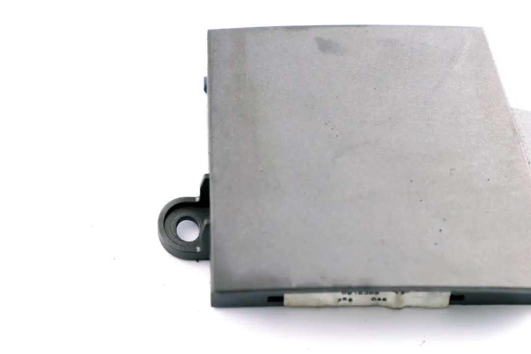 Abdeckkappe Sitz Vorne Links für BMW 7 er E65 E66 E67 mit Teilenummer 6918388 BMW 7 er E65 E66 E67 Abdeckkappe Sitz Vorne Links - SKU 6918388 - Teilenummer 6918388