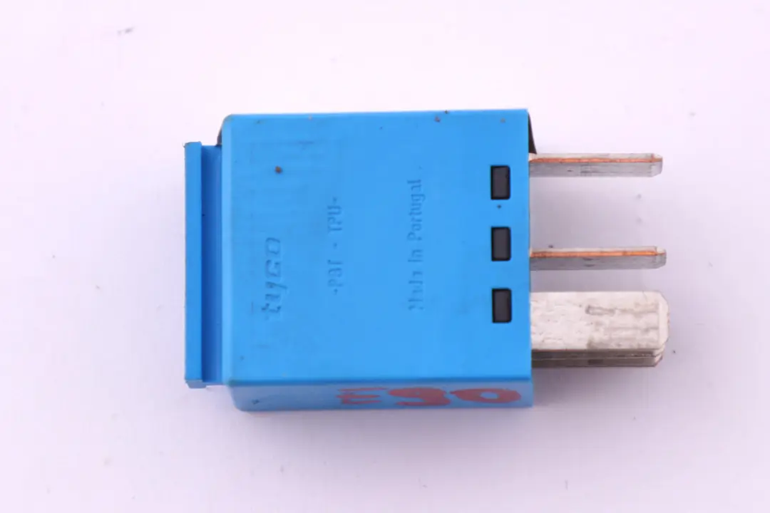 Relais Conmutador Contacto Silencioso Azul para BMW X1 X3 X5 X6 Z4 con número de pieza 61366918816 BMW X1 X3 X5 X6 Z4 Relais Conmutador Contacto Silencioso Azul - SKU 6918816 - Número de pieza 61366918816