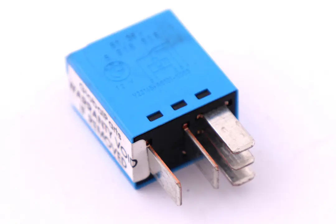 BMW 1 3 5 6 X1 X3 X5 X6 Z4 Series Relay Change Over Contact Silent Blue - SKU 6918816 - Part number 61366918816