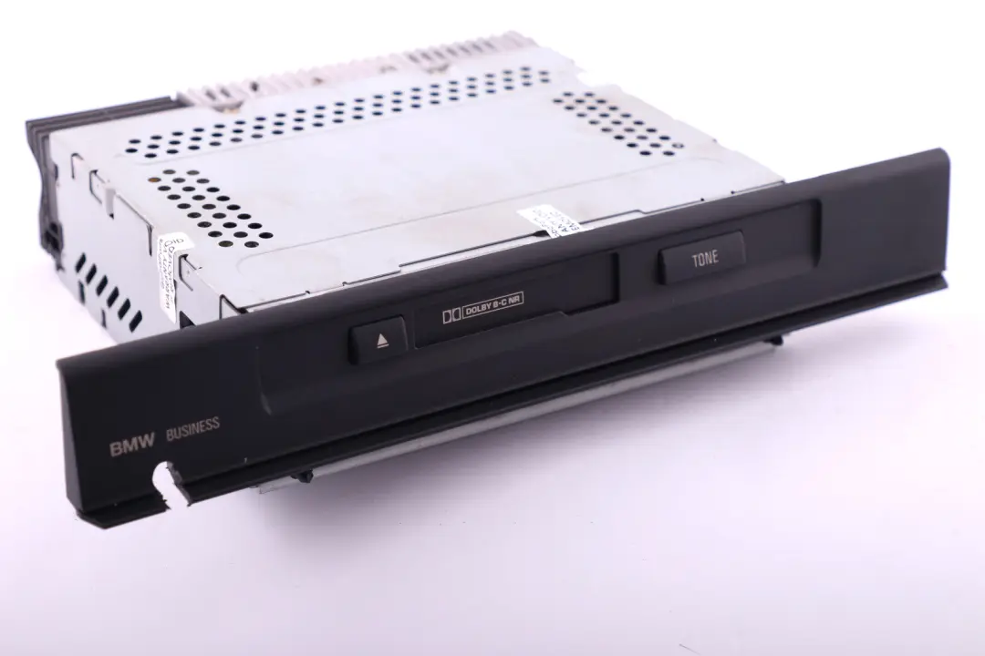 Radio BMW Business Cassette Player to BMW X5 Series E53 with Part number 6918871 BMW X5 Series E53 Radio BMW Business Cassette Player - SKU 6918871 - Part number 6918871