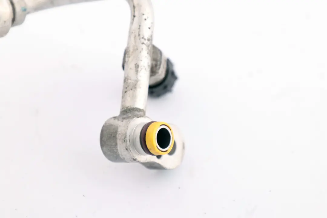 Tubo di Pressione Compressore Condensatore Climatizzatore Diesel per BMW X5 E53 con numero di parte 6918903 BMW X5 E53 Tubo di Pressione Compressore Condensatore Climatizzatore Diesel - SKU 6918903 - Numero di parte 6918903