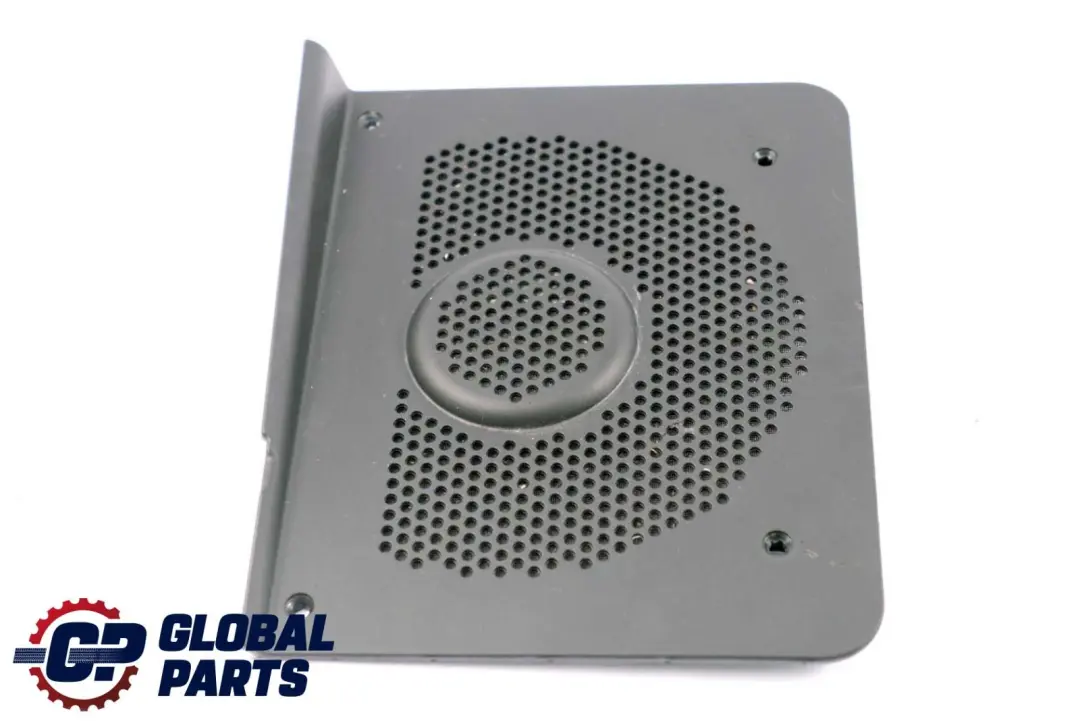 Couverture Basse Centrale Droite pour BMW 5 E60 E61 à propos du numéro de pièce 6919360 BMW 5 E60 E61 Couverture Basse Centrale Droite - SKU 6919360 - Numéro de pièce 6919360