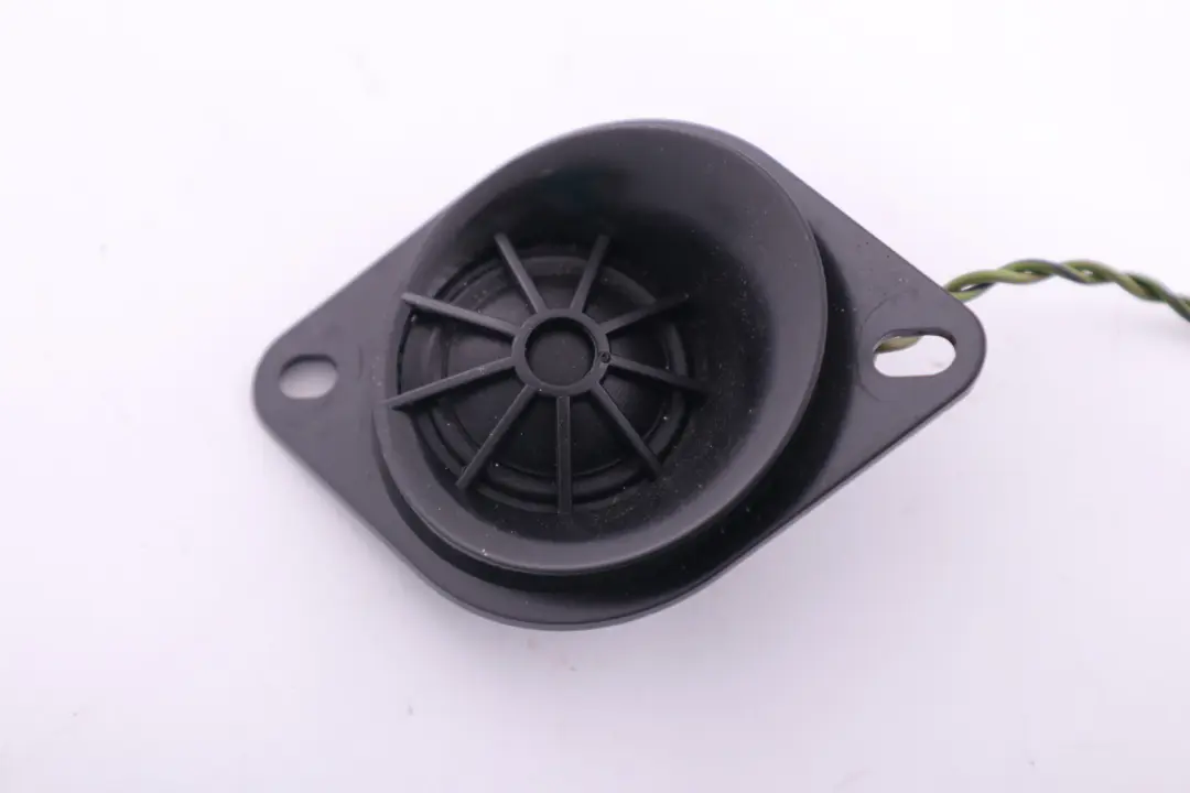 Haut-parleur des aigus Audio Hifi pour BMW E82 E90 E60 LCI à propos du numéro de pièce 6919362 BMW E82 E90 E60 LCI Haut-parleur des aigus Audio Hifi - SKU 6919362 - Numéro de pièce 6919362