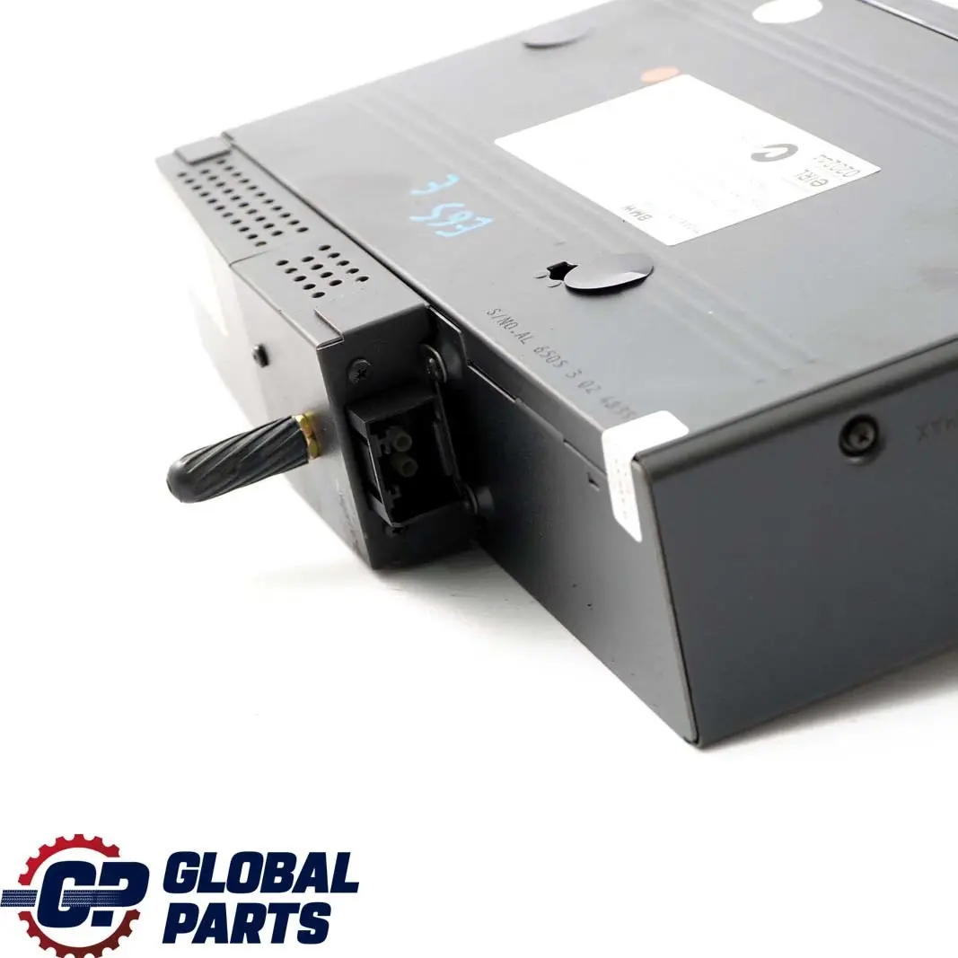 6-fach CD Wechsler Ohne Magazin 6926933 für BMW 7 er E65 E66 mit Teilenummer 6919474 BMW 7 er E65 E66 6-fach CD Wechsler Ohne Magazin 6926933 - SKU 6919474-1 - Teilenummer 6919474