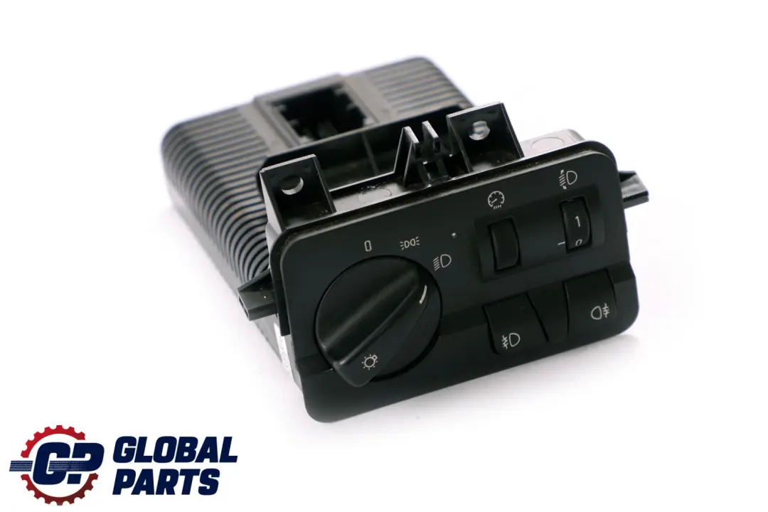 Control Element Light Switch to BMW 3 Series E46 with Part number 9133015 BMW 3 Series E46 Control Element Light Switch - SKU 6919829 - Part number 9133015