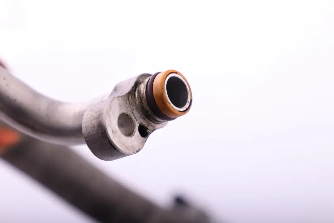 BMW E60 E63 Przewód rura klimatyzacji benzyna - SKU 6920355 - Numer Części 9181829