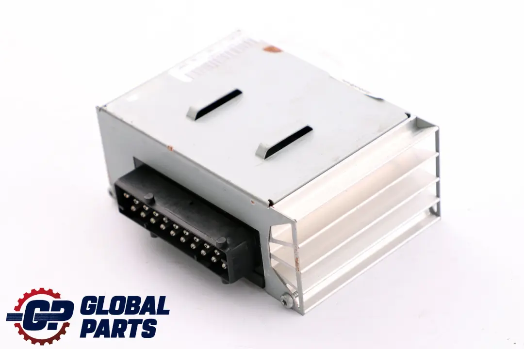 Amplificador Estéreo HiFi Harman/Becker para BMW E60 E61 E63 E65 con número de pieza 6920461 BMW E60 E61 E63 E65 Amplificador Estéreo HiFi Harman/Becker - SKU 6920461 - Número de pieza 6920461