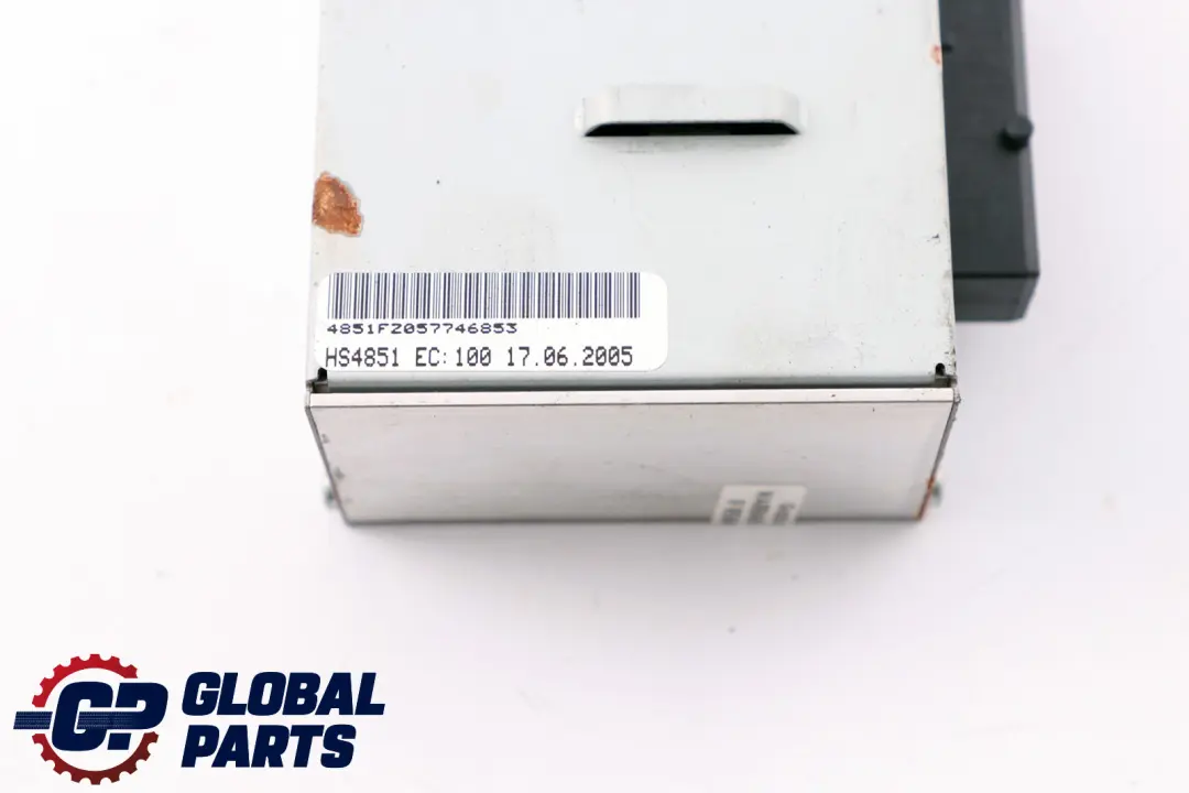 Wzmacniacz Stereo Moduł HiFi do BMW E60 E61 o numerze 6920461 BMW E60 E61 Wzmacniacz Stereo Moduł HiFi - SKU 6920461 - Numer Części 6920461