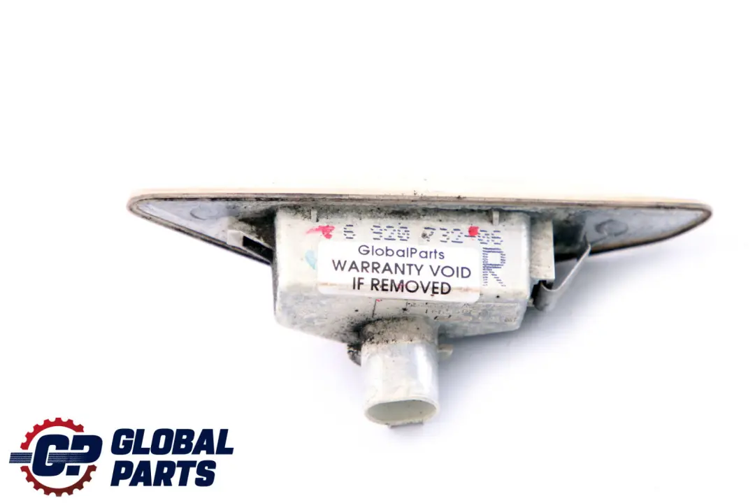 Coupé Turn Indicator Lamp Right O/S to BMW 3 Series E46 Cabrio with Part number 6920732 BMW 3 Series E46 Cabrio Coupé Turn Indicator Lamp Right O/S - SKU 6920732 - Part number 6920732