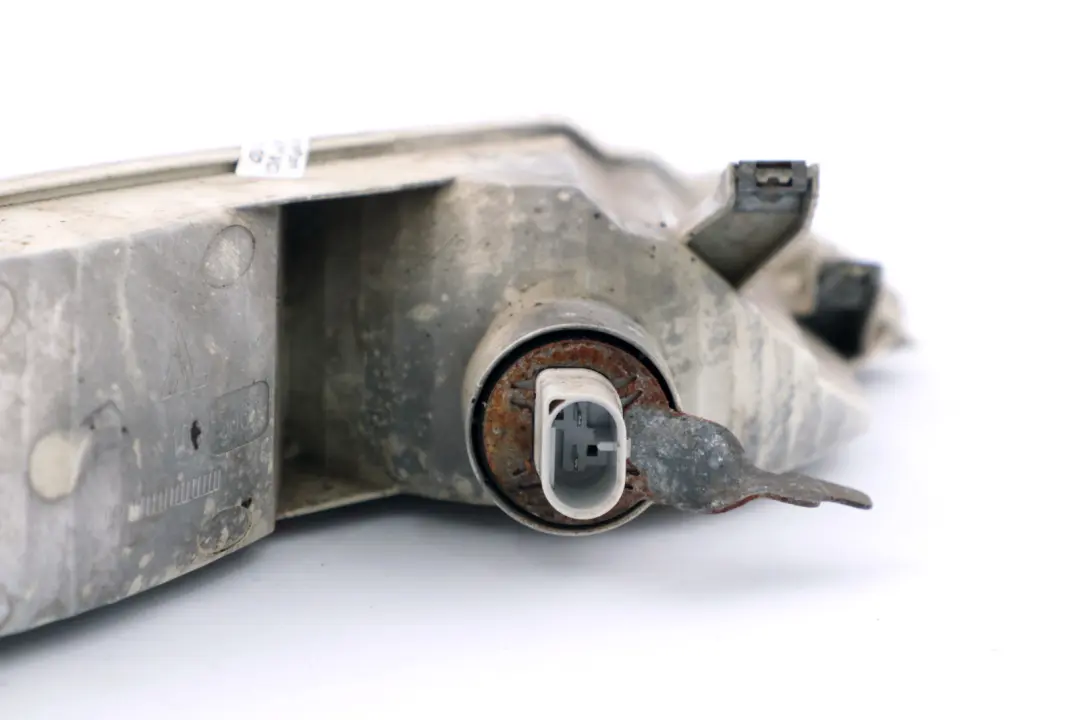 Direction Indicator Light Lamp White Left N/S to BMW 3 Series E63 E64 with Part number 7165805 BMW 3 Series E63 E64 Direction Indicator Light Lamp White Left N/S - SKU 6920747 - Part number 7165805